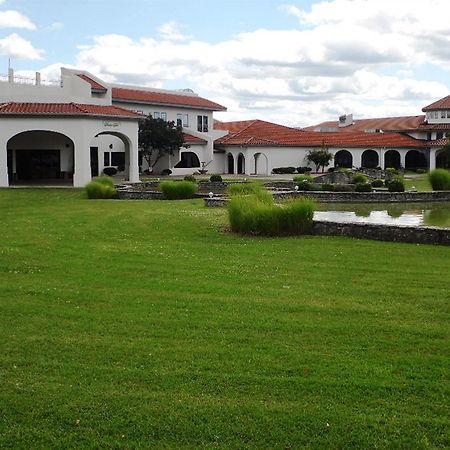 Regalia Hotel & Conference Center Village of Four Seasons Dış mekan fotoğraf